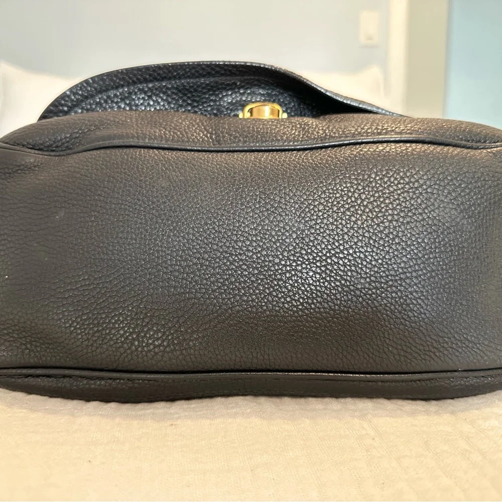Prada Nero Vitello Daino bag . - Picture 5 of 15